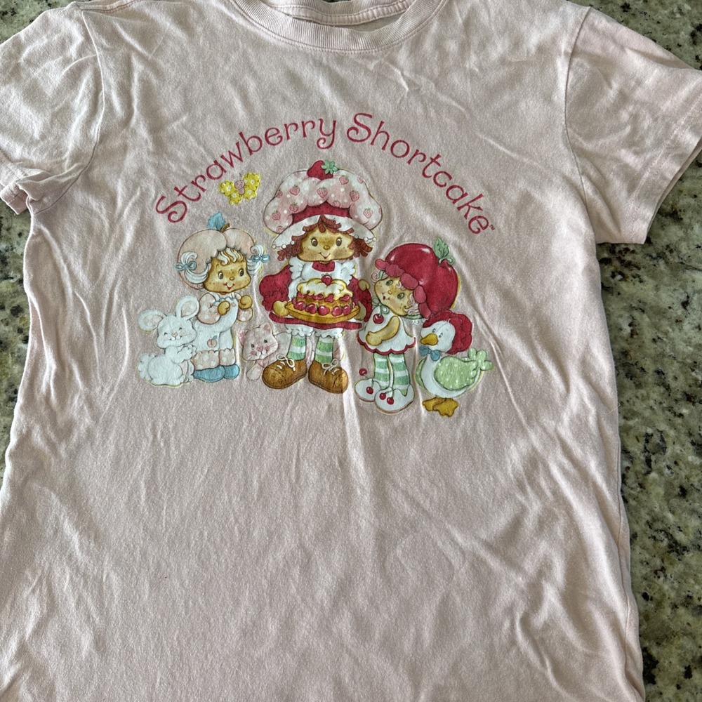 Vintage Strawberry Shortcake Pink t-shirt size XS Rate Find 4771